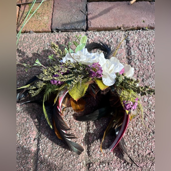 Floral & Feather Headband - Picture 9 of 15